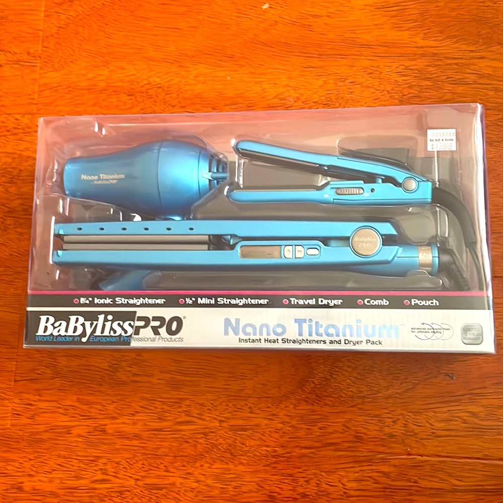 BabylissPro Nano Titanium straightener and dryer pack